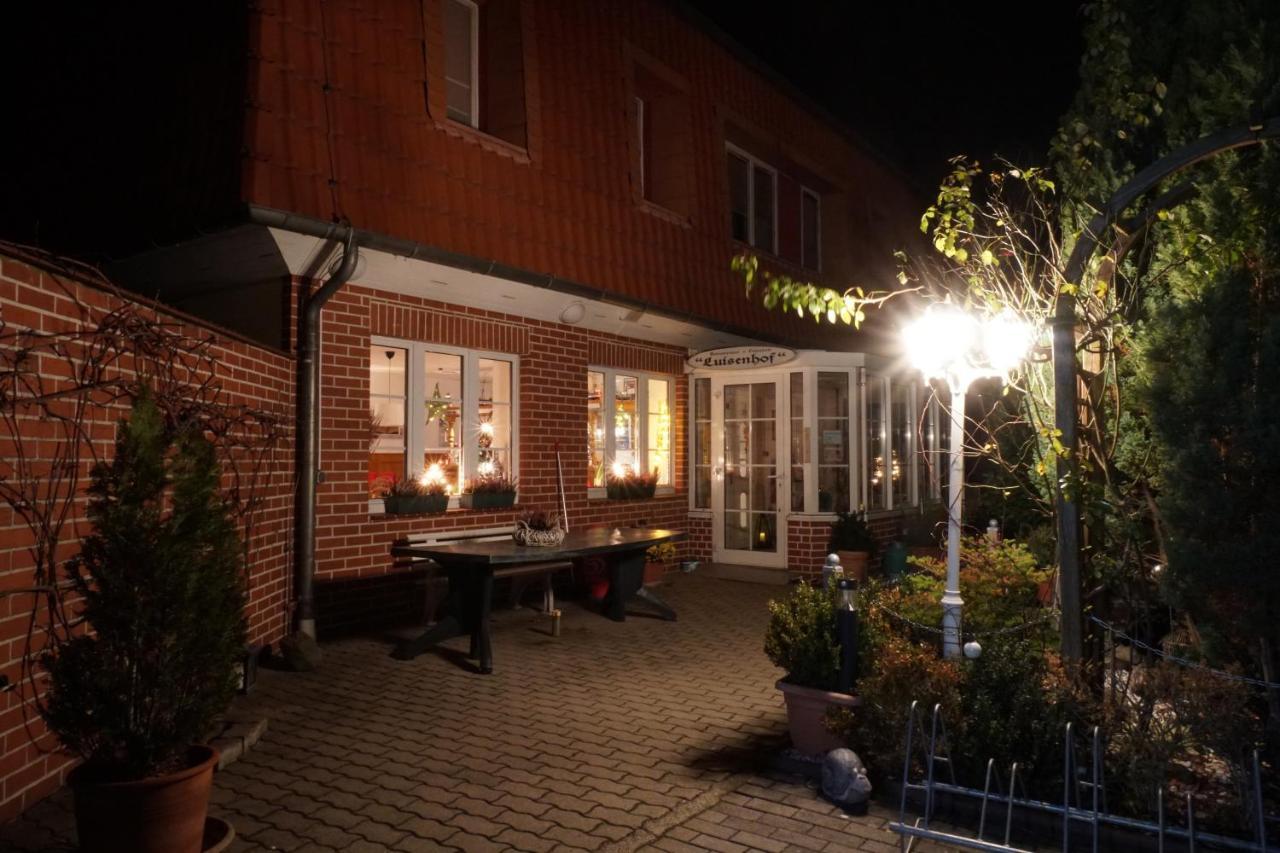 Pension Luisenhof Tangermunde Bagian luar foto